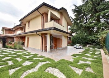 Villa a Schiera VIA MONTE NERO, 19, Vimercate - foto 2