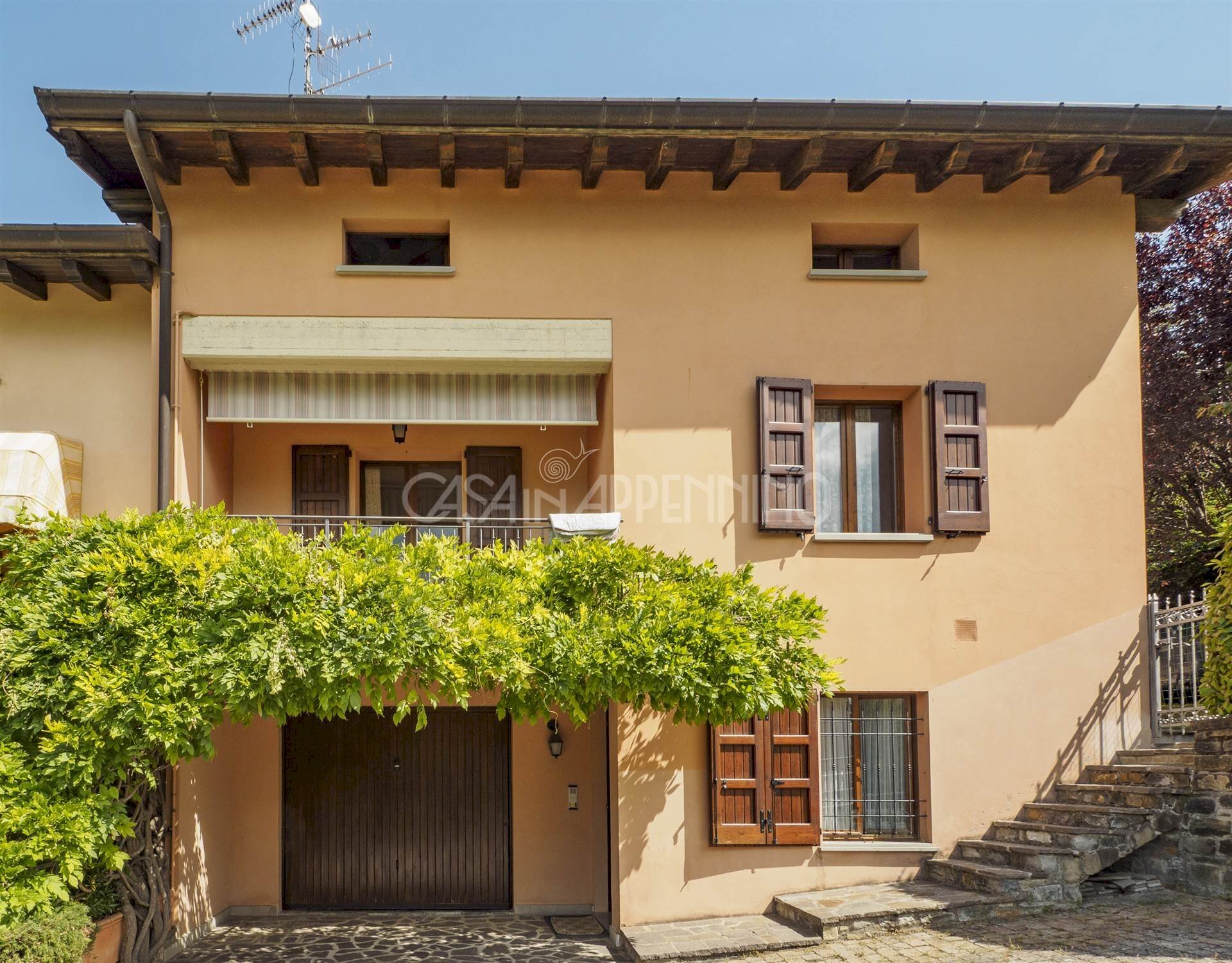 Terraced Villa Montefiorino - photo 1