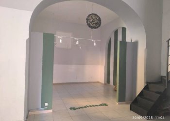 Negozio via Luigi Cacciatore, Mercato San Severino - foto 1