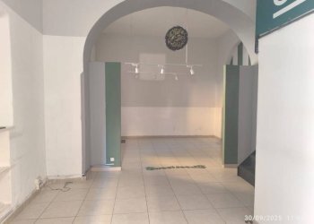 Negozio via Luigi Cacciatore, Mercato San Severino - foto 4