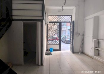 Negozio via Luigi Cacciatore, Mercato San Severino - foto 6