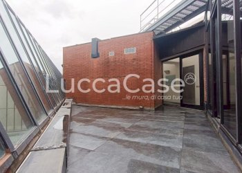 Office Lucca (neighborhood Sant'Anna) - photo 8