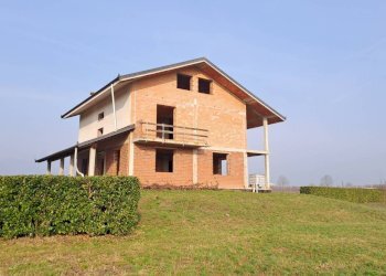 Villa Bagnolo Piemonte - foto 1