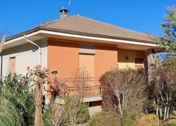 Villa Bagnolo Piemonte - foto 1