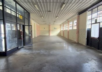 Commercial Premises VIA PAVESE, Chivasso - photo 4