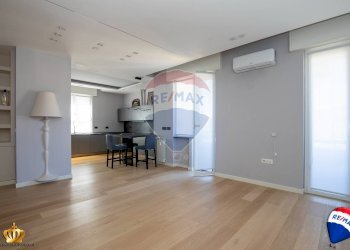 Trilocale Via Giuseppe Fasce, 4 
 Albaro, Genova (zona Albaro) - foto 2