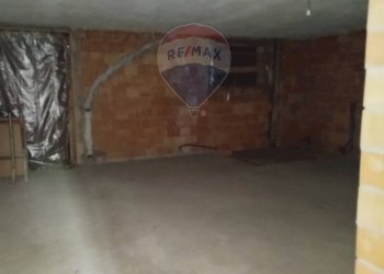 Independent house San Prospero, MO, San Prospero - photo 2