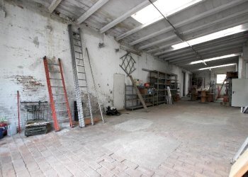 Shed Bologna (neighborhood Borgo Panigale) - photo 1