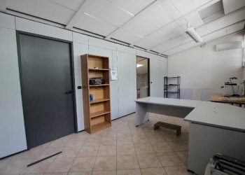 Shed Bologna (neighborhood Borgo Panigale) - photo 19