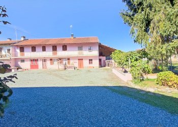 Casa indipendente Via Chiesa, 11, Envie - foto 2