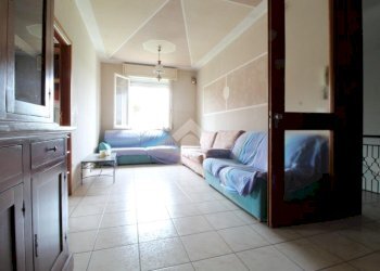 Casa indipendente Via Ponte Forca, Cadelbosco di Sopra - foto 4