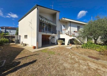 Villa Via Raisa, Russi - foto 1