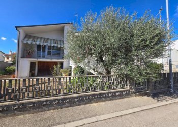 Villa Via Raisa, Russi - foto 2