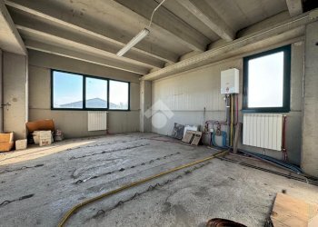 Capannone Strada Cardana, Romentino - foto 15