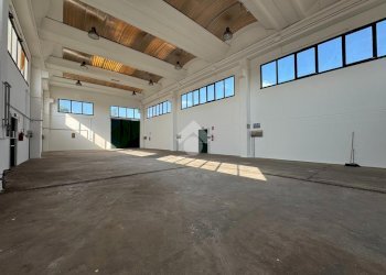 Capannone Strada Cardana, Romentino - foto 24