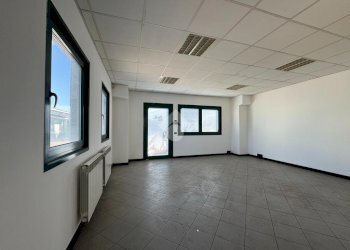 Capannone Strada Cardana, Romentino - foto 25