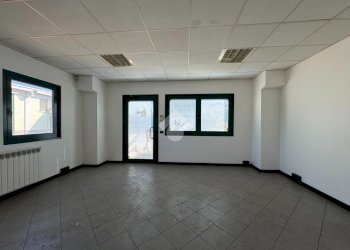 Capannone Strada Cardana, Romentino - foto 26