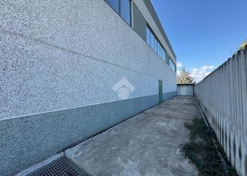 Capannone Strada Cardana, Romentino - foto 32