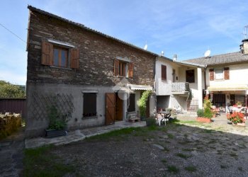 Two-room apartment Località cavazzola di sotto, Berceto - photo 1