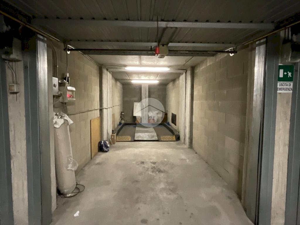 Box Via Avigliana, Torino (zona Cit Turin) - foto 1