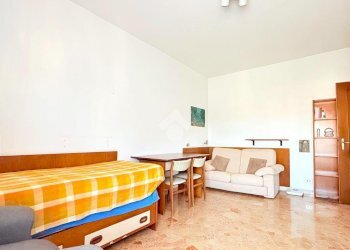 Four-room apartment Via Giacomo Matteotti, Bollate - photo 9