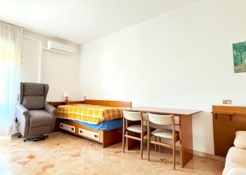 Four-room apartment Via Giacomo Matteotti, Bollate - photo 10