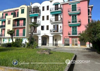 Foto 1 - Trilocale Piazza Mulini a Vento, Spotorno - foto 1
