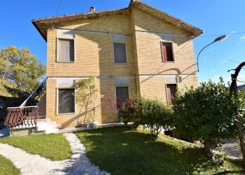 Foto 3 - Appartamento Loc. Ferrà
 
snc, Montemonaco - foto 3