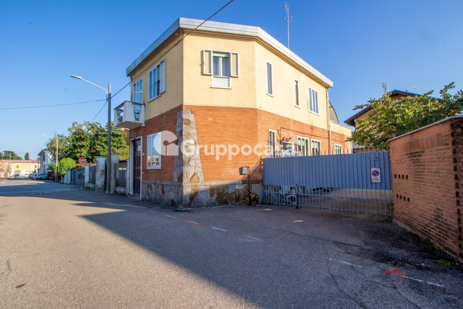 Foto 1 - Independent house Via G. Marconi
 
27, Magenta - photo 1