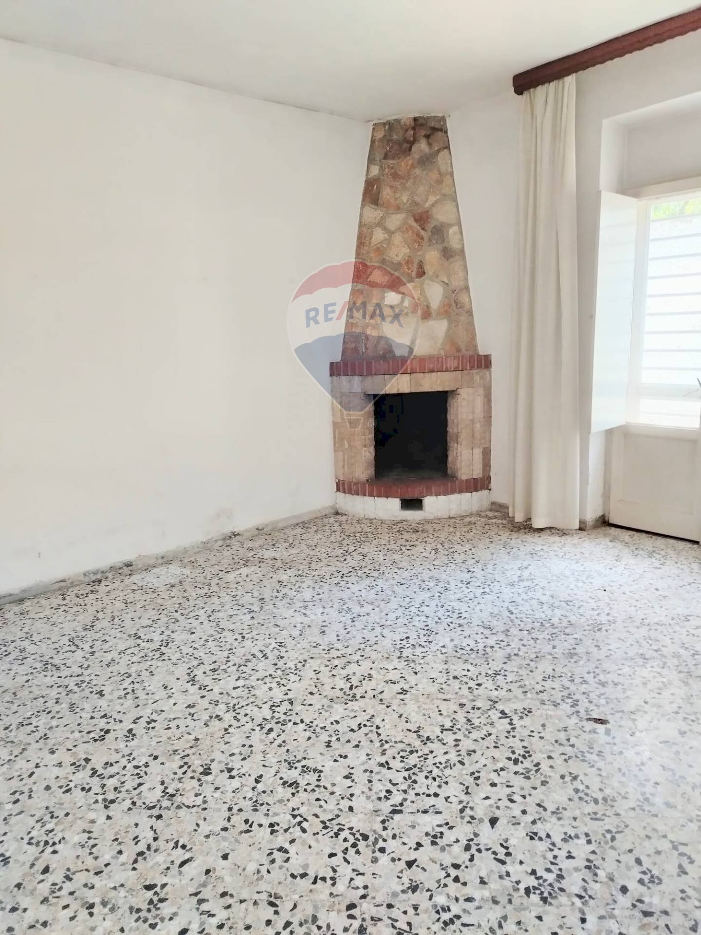 Soggiorno - Casa indipendente Via Fatiguso
 
6, Cassano delle Murge - foto 3