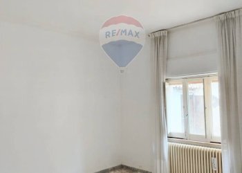 Stanza vuota - Casa indipendente Via Fatiguso
 
6, Cassano delle Murge - foto 7