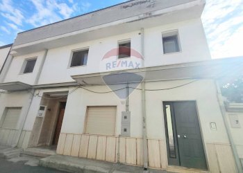 Casa all\'aperto - Casa indipendente Via Fatiguso
 
6, Cassano delle Murge - foto 1