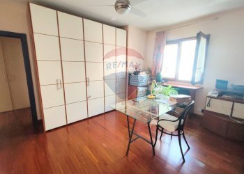 Sala da pranzo - Casa indipendente Via Fatiguso
 
6, Cassano delle Murge - foto 16