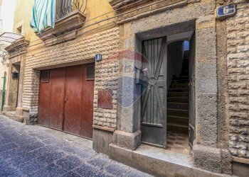 Edificio all\'aperto - Casa indipendente Via Santissimo Salvatore
 
6-8, Caltagirone - foto 1