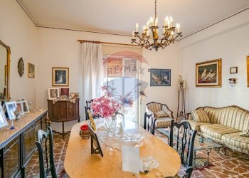 Sala da pranzo - Appartamento Via Della Genziana
 
36, Catania - foto 2