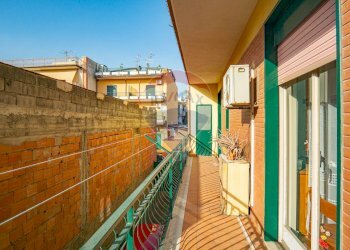 Balcone - Appartamento Via Della Genziana
 
36, Catania - foto 10