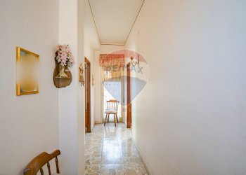 Hall / corridoio - Appartamento Via Della Genziana
 
36, Catania - foto 17