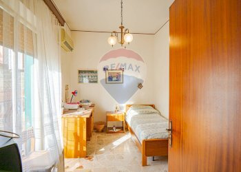 Camera / camera da letto - Appartamento Via Della Genziana
 
36, Catania - foto 21