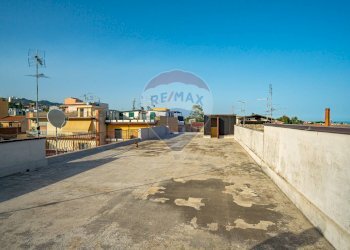 Terrazza - Appartamento Via Della Genziana
 
36, Catania - foto 25