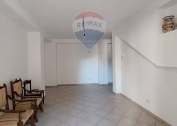 Stanza vuota - Ufficio Via Cappuccini
 
68/A, Ramacca - foto 9