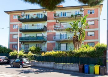 Edificio all\'aperto - Quadrilocale Via Sebastiano Catania
 
300, Catania - foto 4