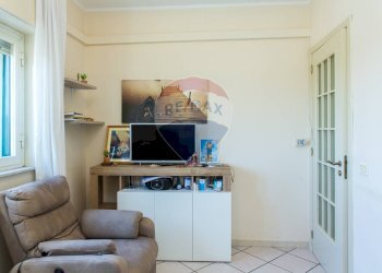 Soggiorno - Quadrilocale Via Sebastiano Catania
 
300, Catania - foto 19