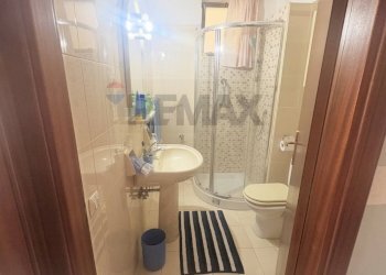 Bagno - Trilocale Viale Moncada
 
11 C, Catania - foto 7