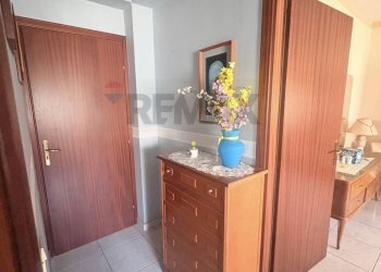 Hall / corridoio - Trilocale Viale Moncada
 
11 C, Catania - foto 17