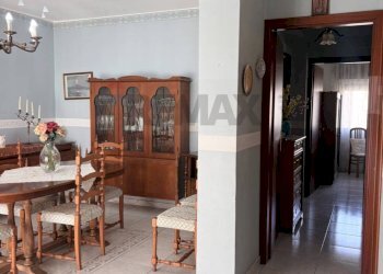 Sala da pranzo - Trilocale Viale Moncada
 
11 C, Catania - foto 35