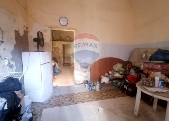 Stanza vuota - Casa indipendente Via Testulla
 
51, Catania - foto 1