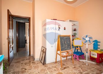 Camera / camera da letto - Appartamento Via Etnea
 
90, Gravina di Catania - foto 15