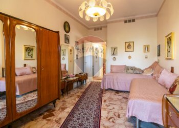 Camera / camera da letto - Appartamento Piazza Trento
 
2, Catania - foto 21