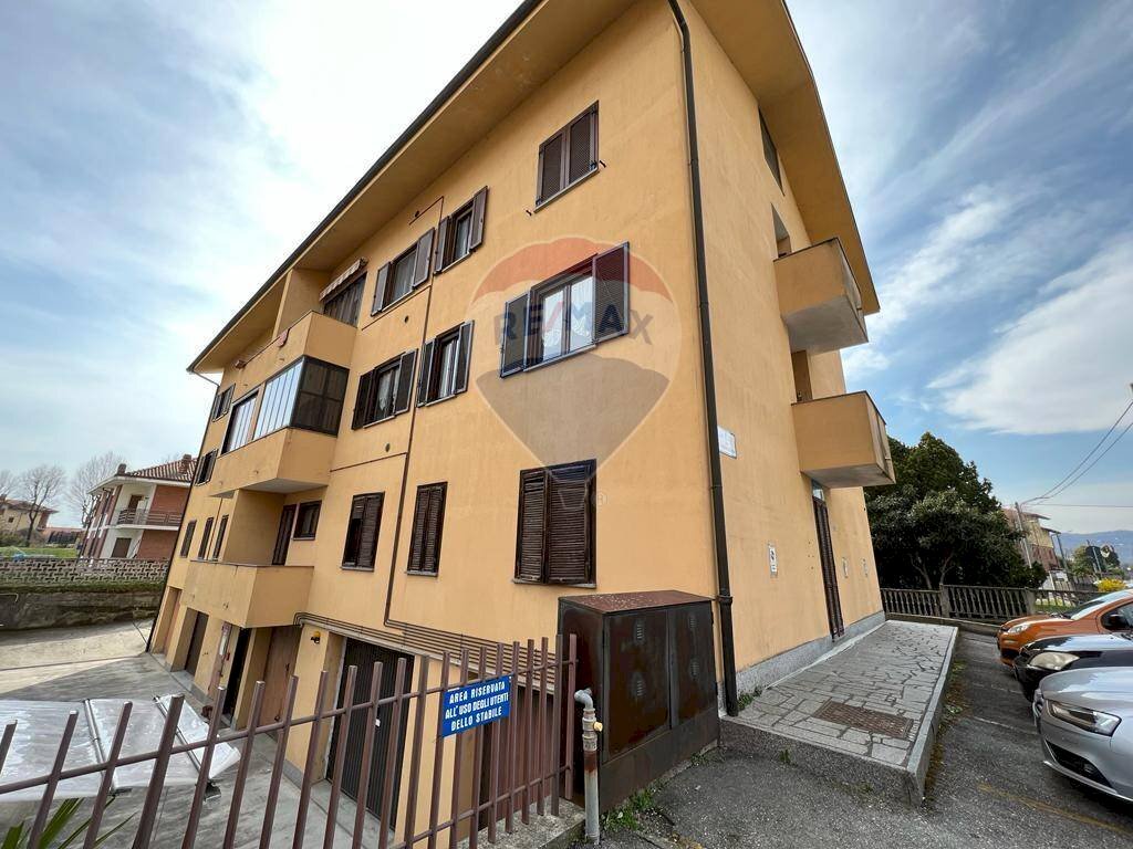 Edificio all\'aperto - Appartamento via rana, Strambino - foto 1