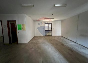 Stanza vuota - Apartment via rana, Strambino - photo 11